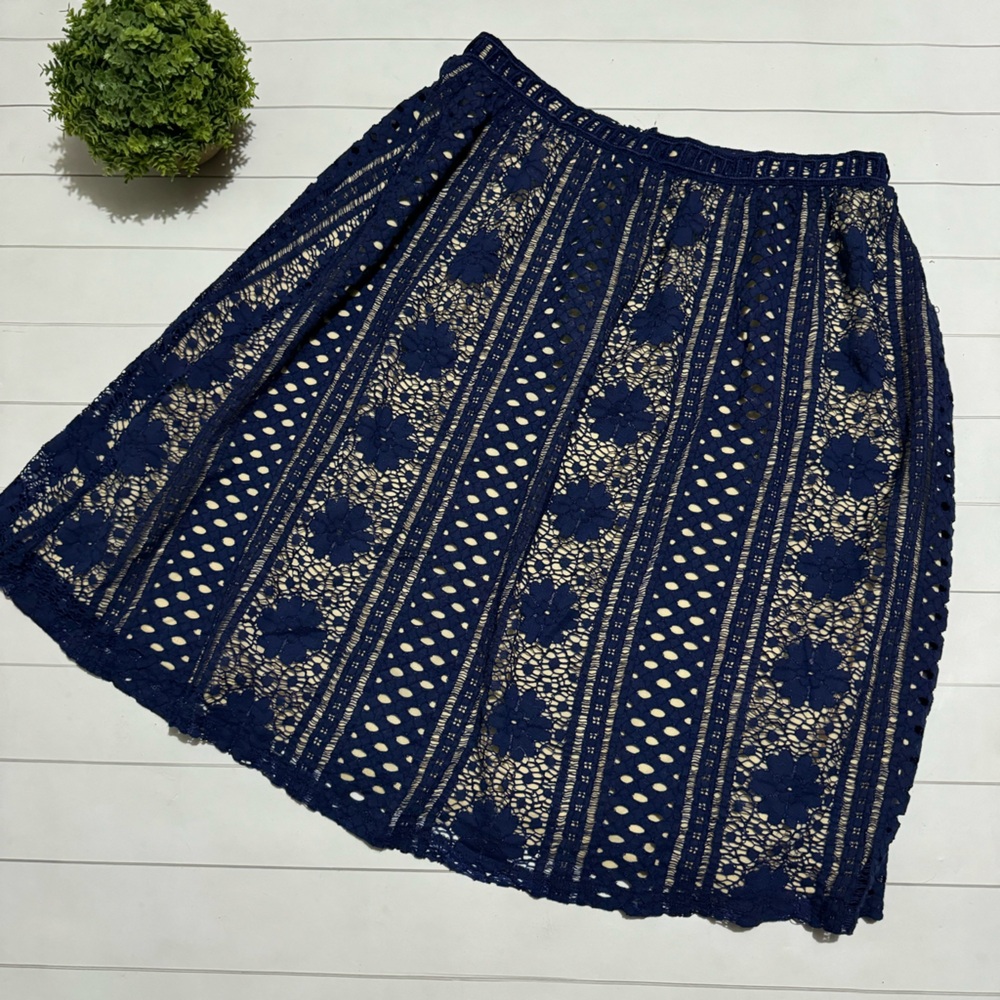 Navy Blue Lace‎ Nude Long Modest Fit flare Midi Skirt Women’s Size Medium